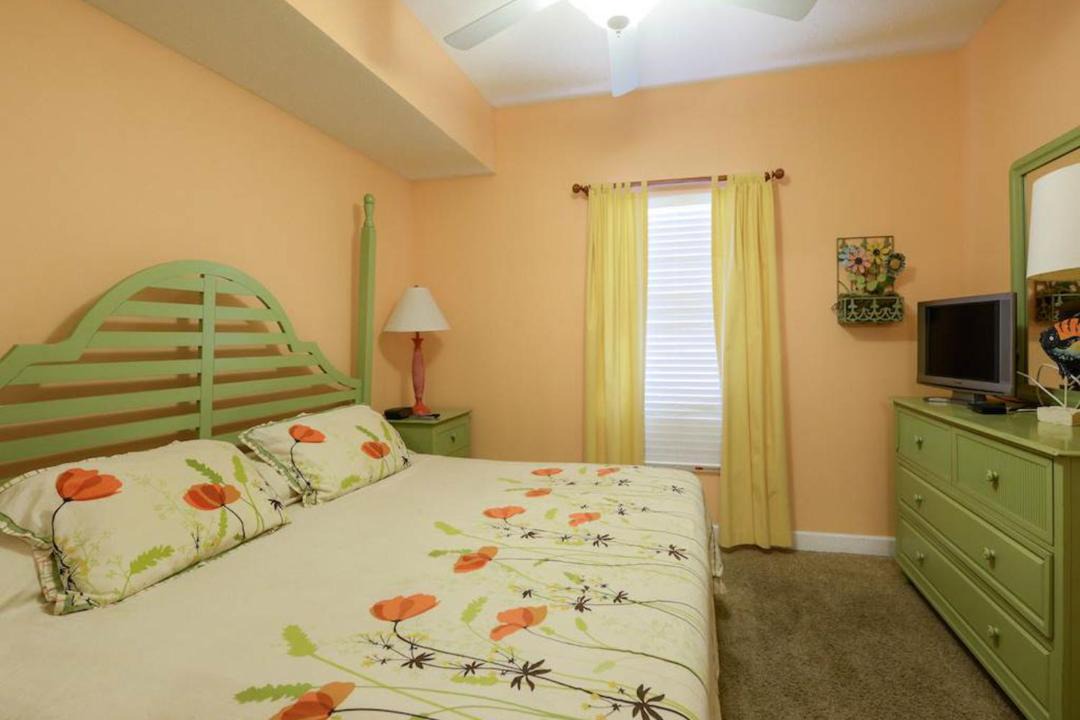 Photo of Bedroom in Lower Grand Lagoon
