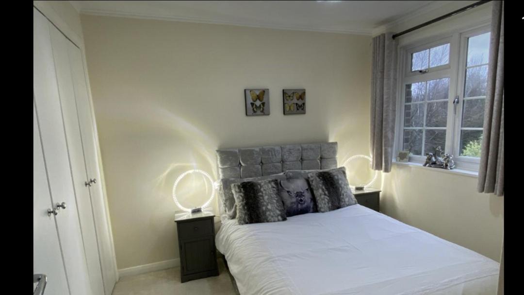 Photo of Bedroom in Weybridge