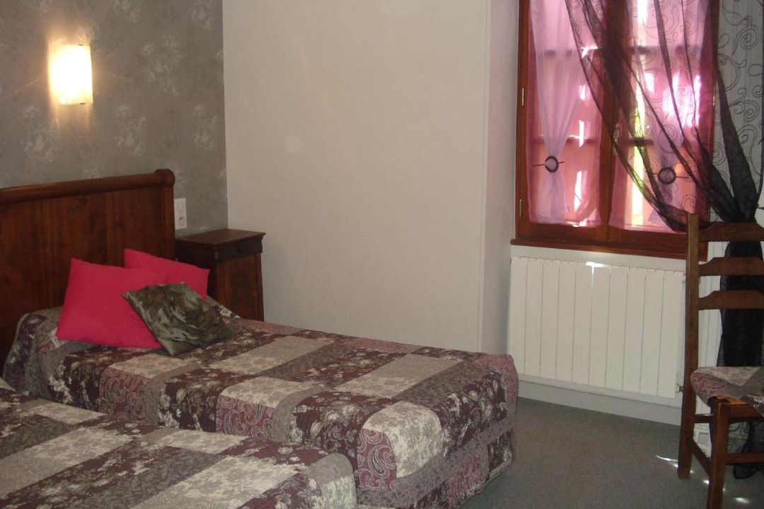 Photo of Others in Saint-Cyprien-sur-Dourdou