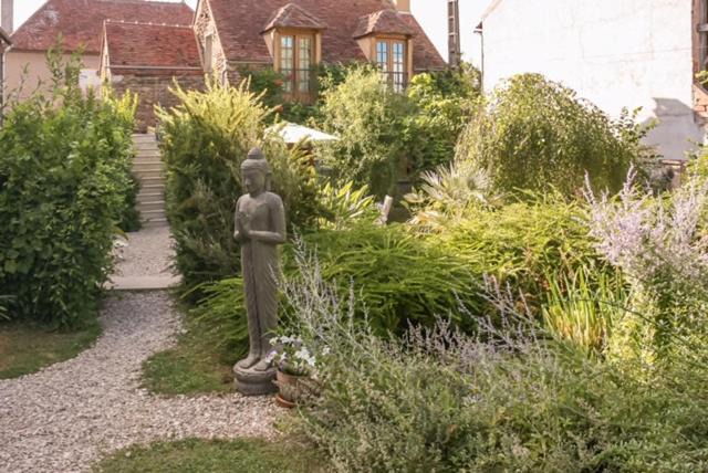 Photo of Others in Vieux-Chateau