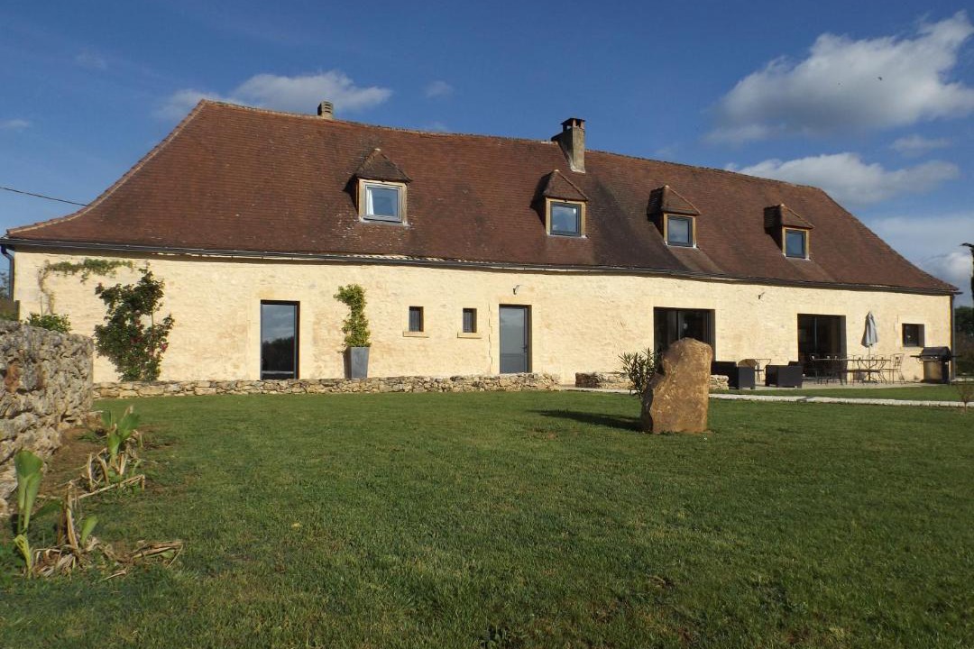 Photo of Buildings in Lalinde