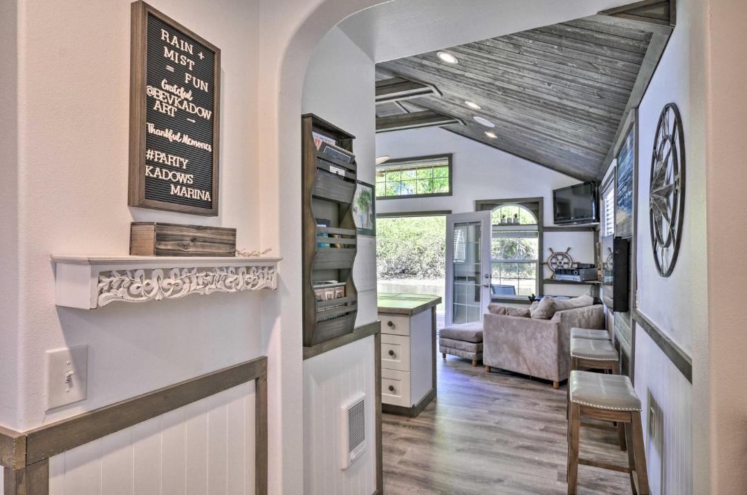 Photo of Others in Vancouver