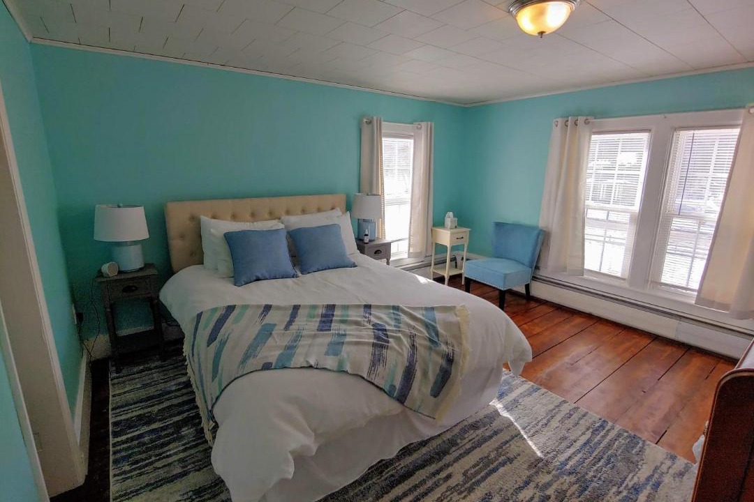 Photo of Bedroom in North Creek