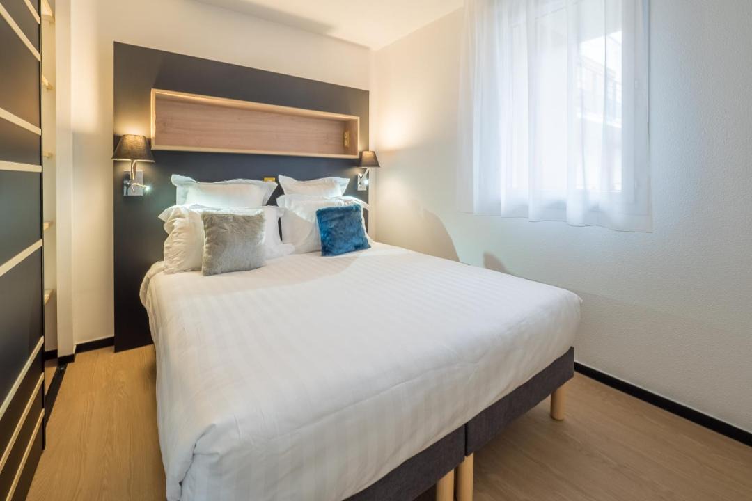 Photo of Others in Secteur 1