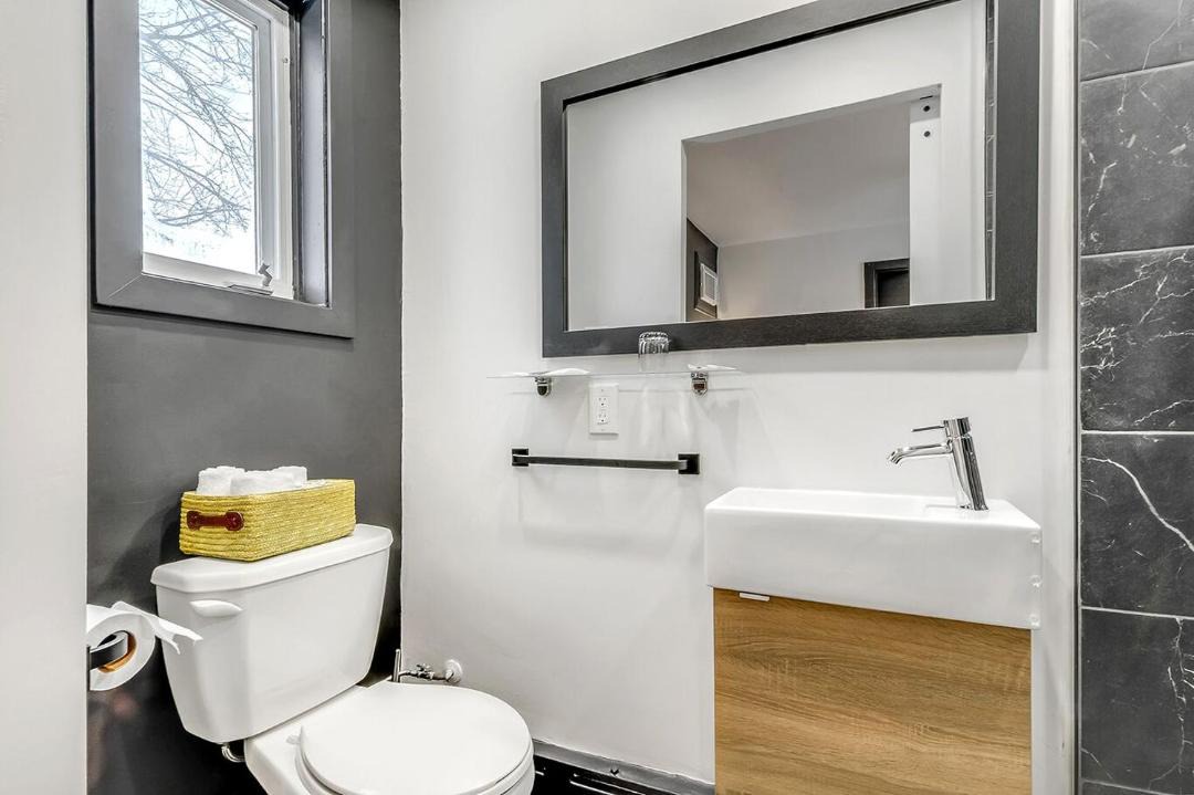 Photo of Bathroom in Desjardins