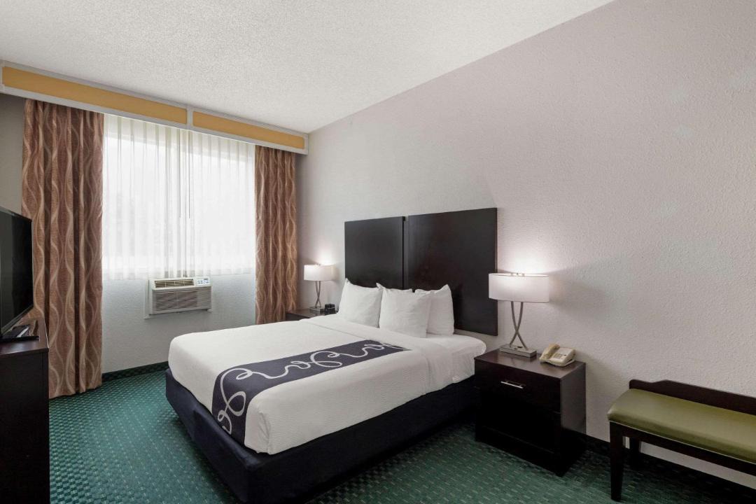 Photo of Bedroom in Southwest Berkeley