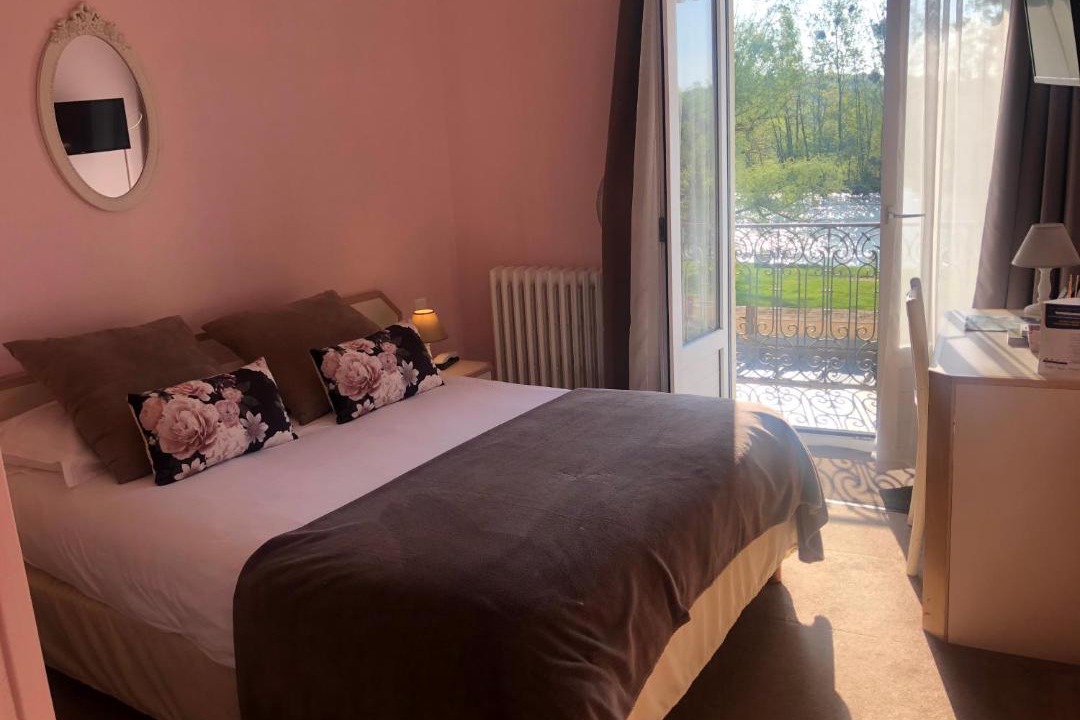 Photo of Others in Saint-Leu-dEsserent