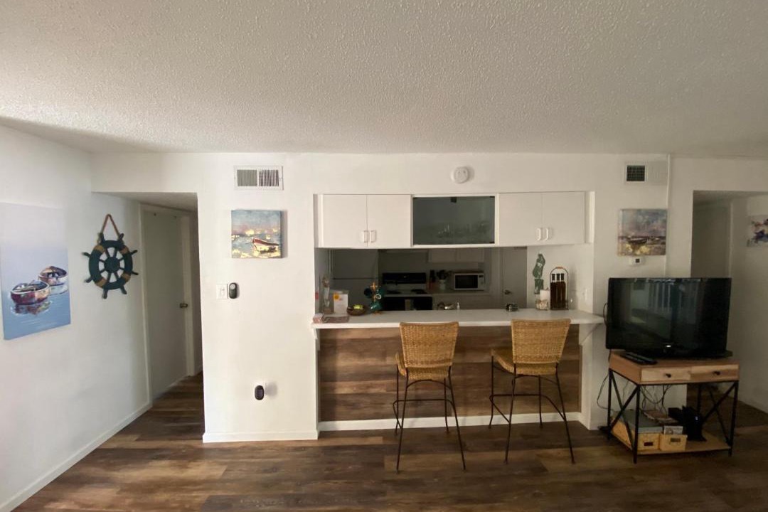 Photo of Livingroom in Bayview