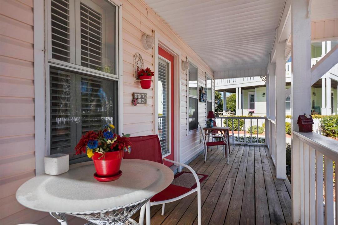 Photo of Patio Balcony in Clipper Cove