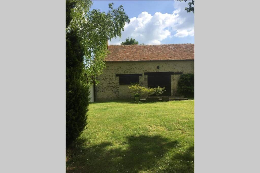 Photo of Buildings in Ruille-en-Champagne
