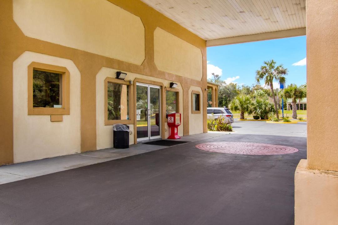 Photo of Buildings in Darien