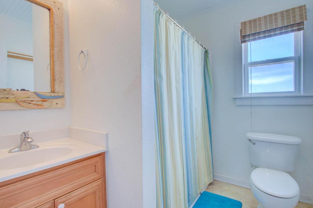 Photo of Bathroom in Kitty Hawk