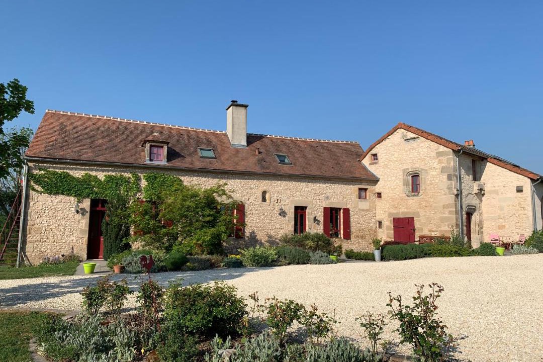 Photo of Others in Autry-Issards