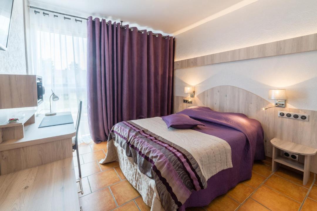 Photo of Bedroom in Le Pont-de-Beauvoisin