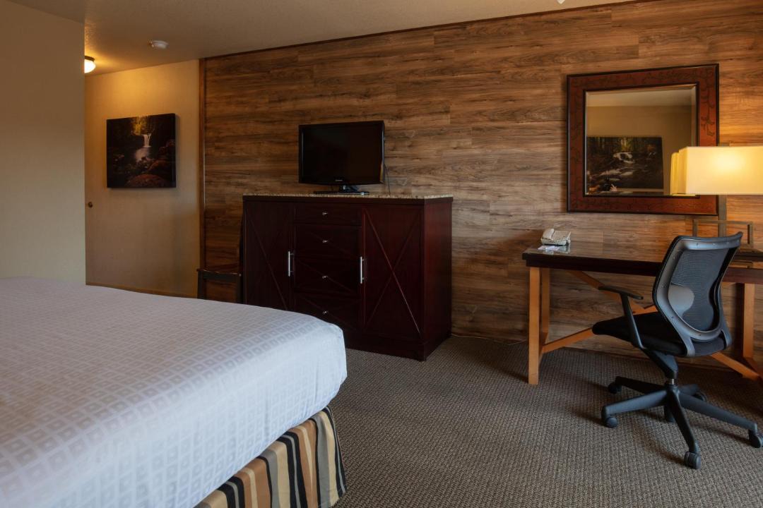 Photo of Bedroom in Grants Pass