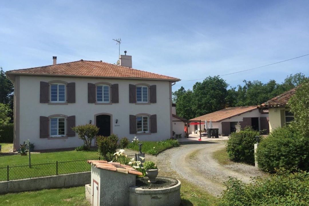 Photo of Others in Ozourt