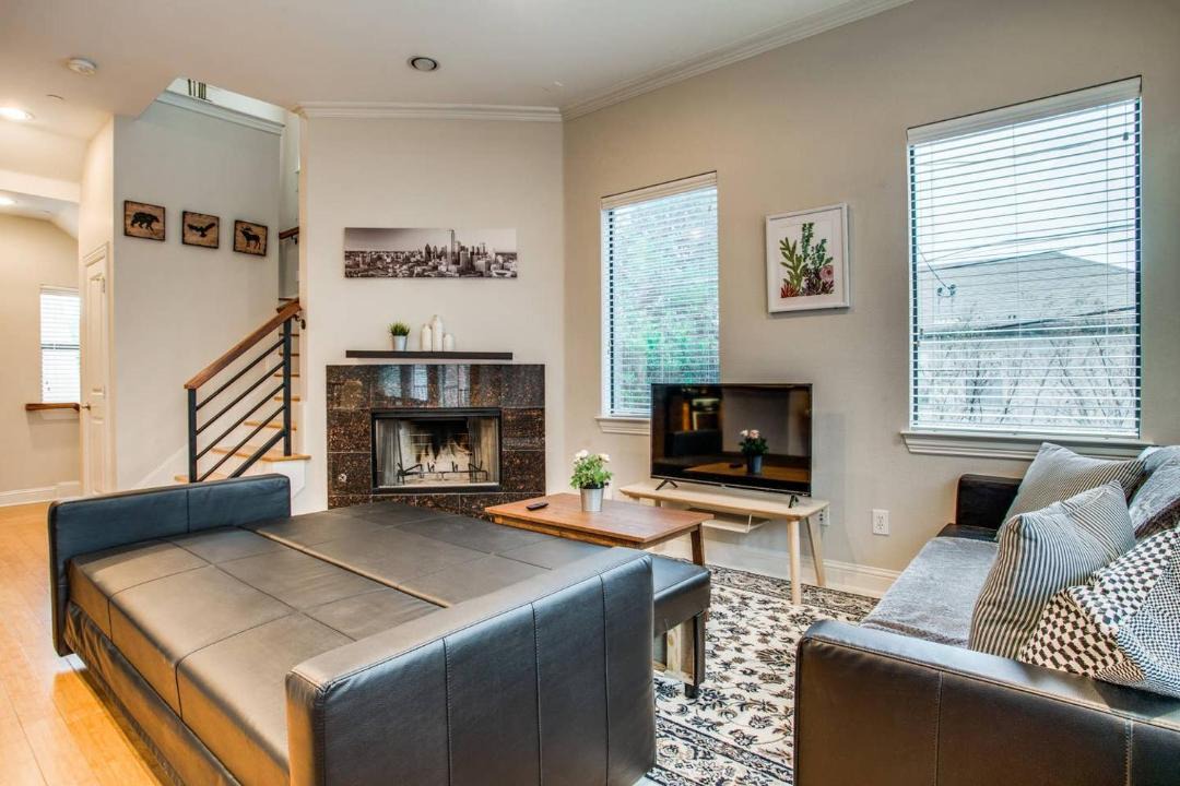 Photo of Livingroom in Oak Lawn
