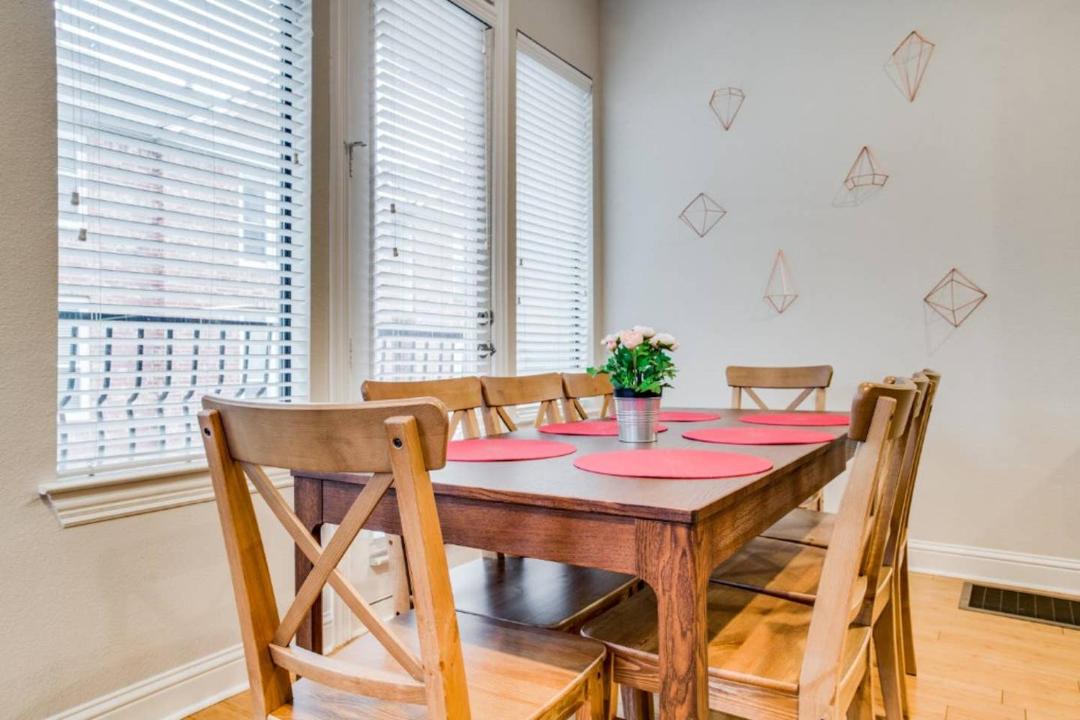 Photo of Livingroom in Oak Lawn
