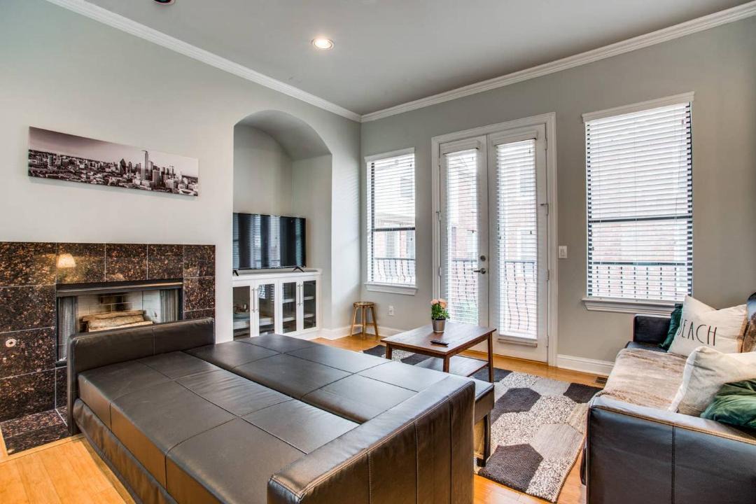 Photo of Livingroom in Oak Lawn