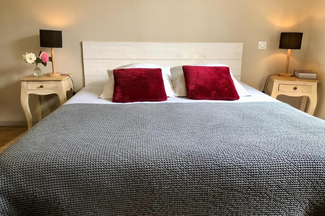 Photo of Bedroom in Pontorson