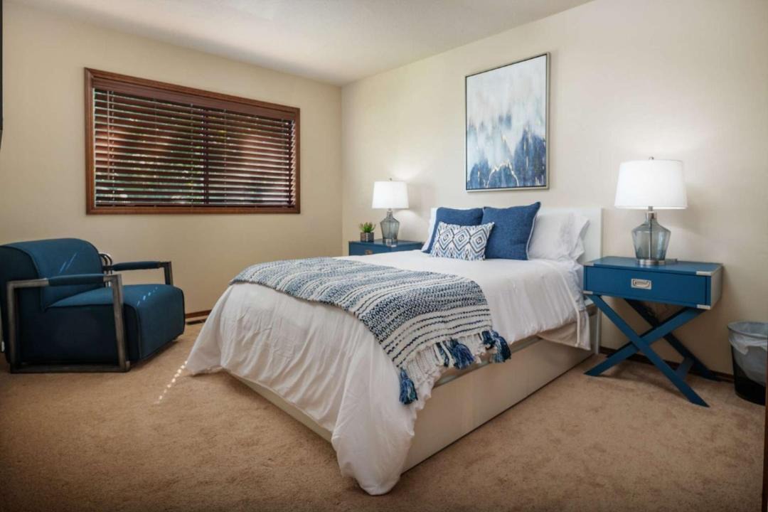 Photo of Bedroom in Rosemont Summit