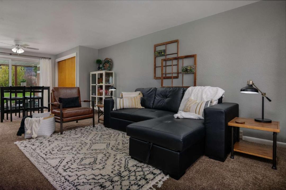 Photo of Others in Newberg