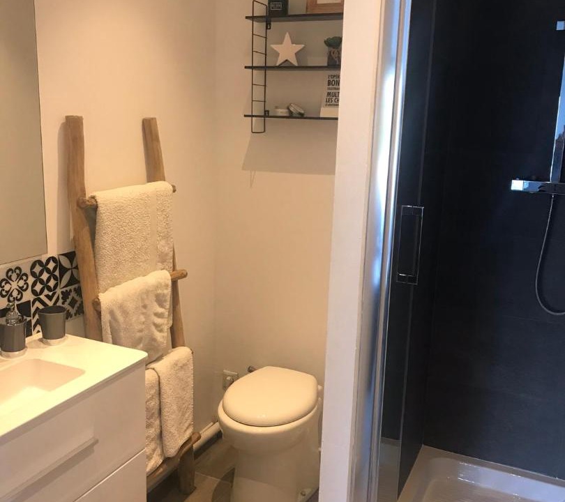Photo of Bathroom in Blere
