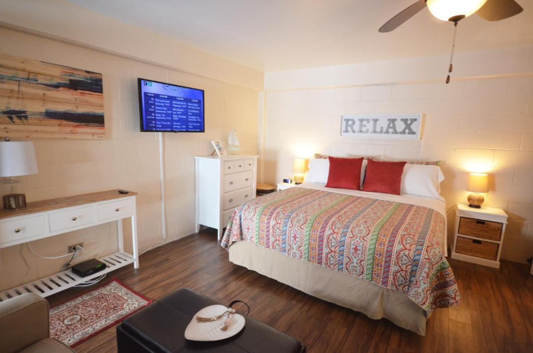 Photo of Bedroom in Waikiki
