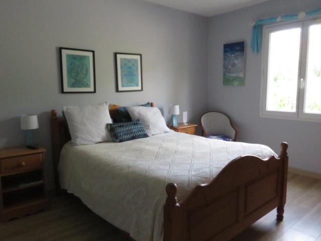 Photo of Bedroom in Dragey-Ronthon