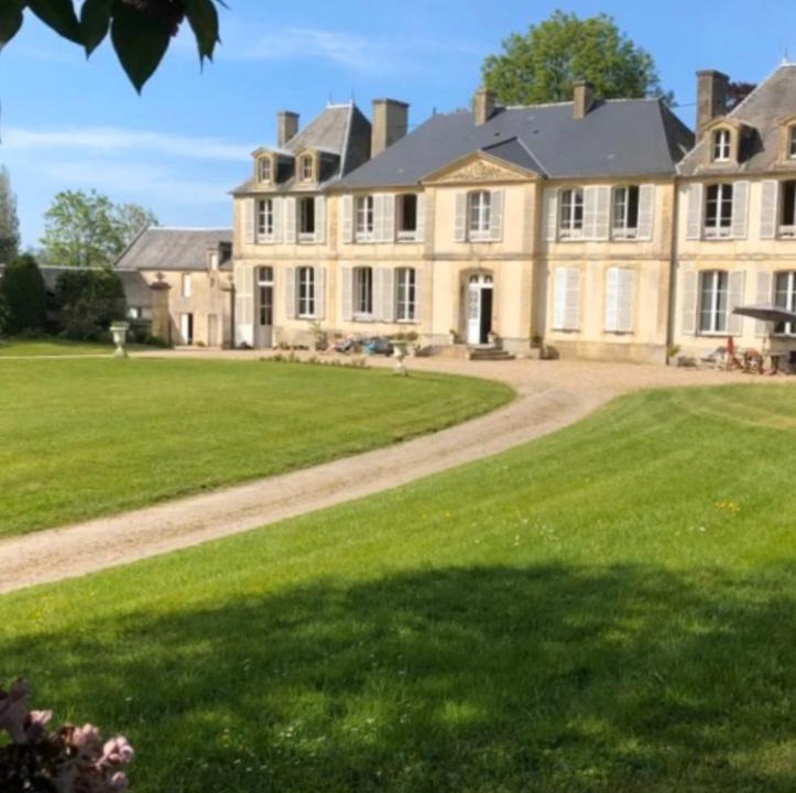 Photo of Others in Commes