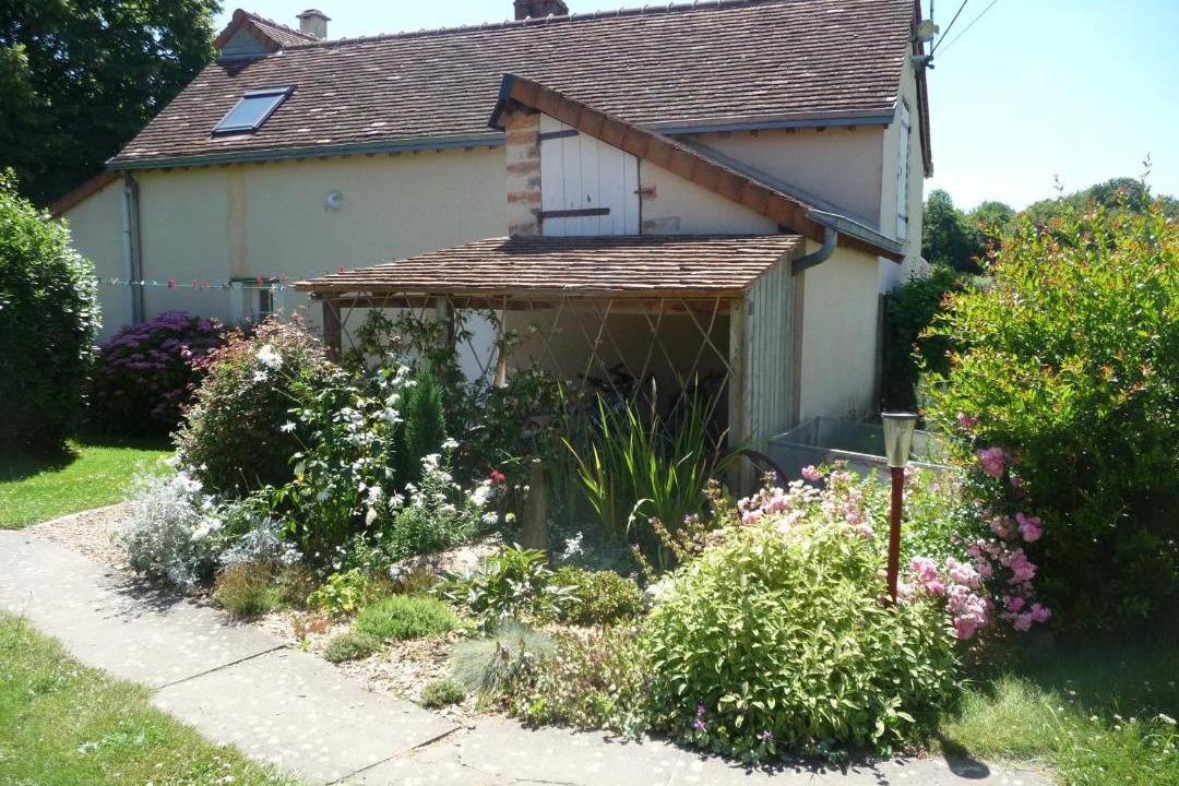 Photo of Buildings in Bazouges-sur-le-Loir