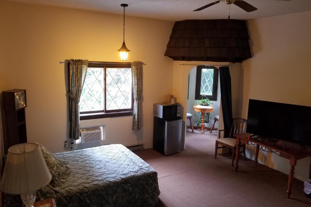 Photo of Others in Albany