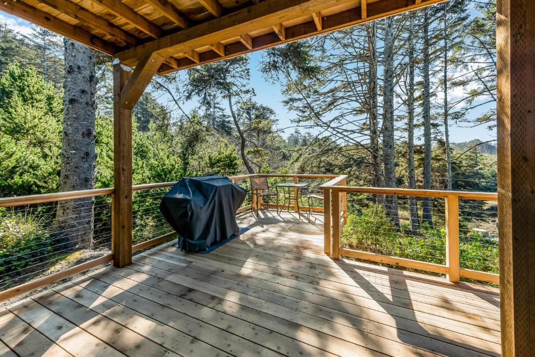 Photo of Patio Balcony in Agate Beach