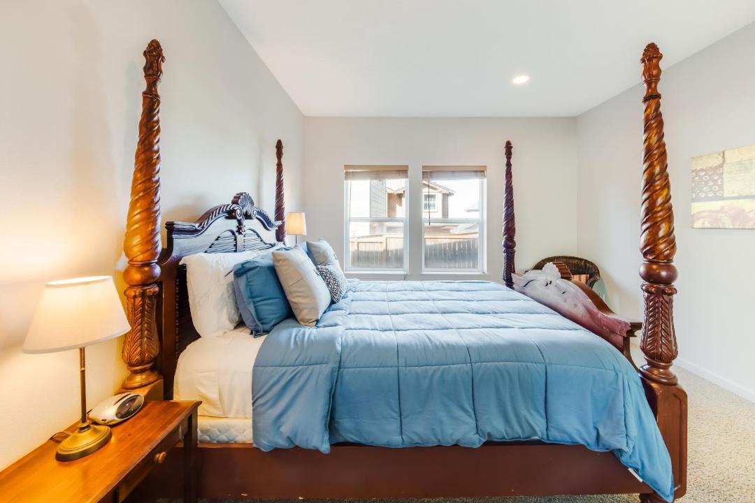 Photo of Bedroom in Agate Beach