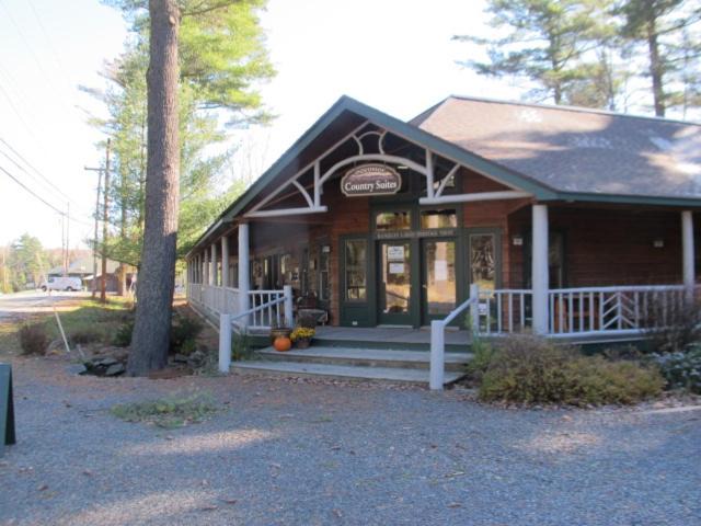 Photo of Others in Oquossoc