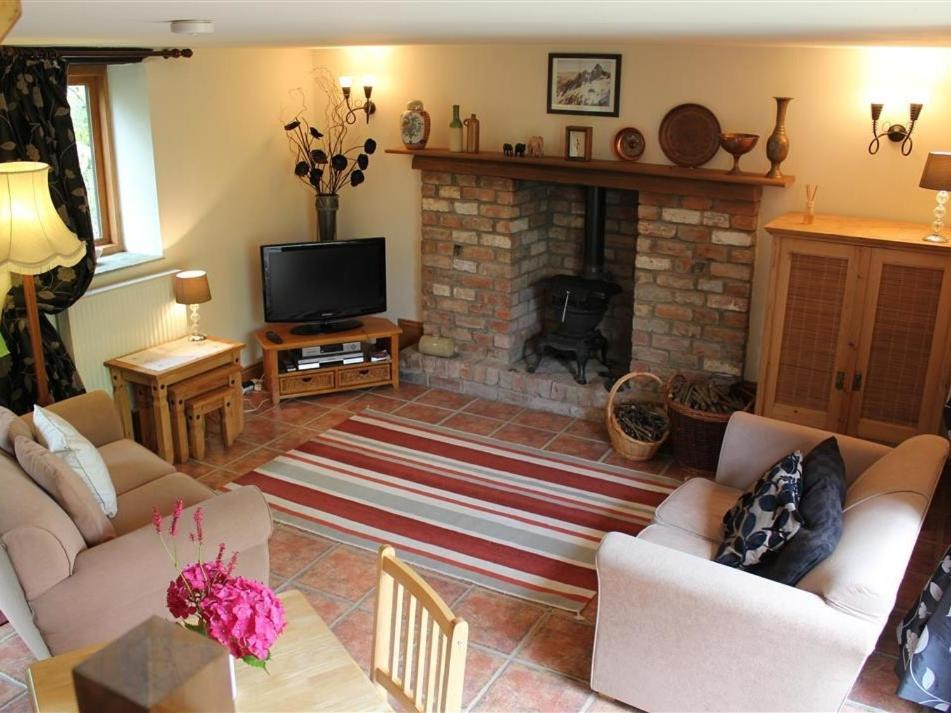 Photo of Others in Flaxley