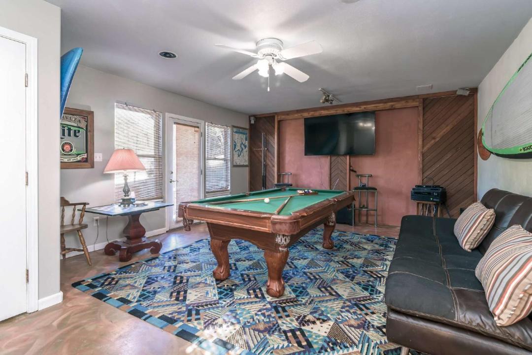 Photo of Livingroom in Travis Landing