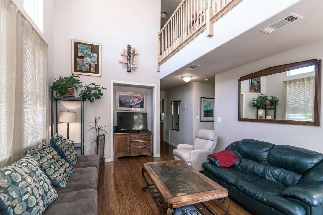 Photo of Livingroom in Travis Landing