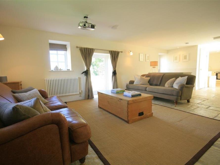 Photo of Livingroom in Moreton-in-Marsh