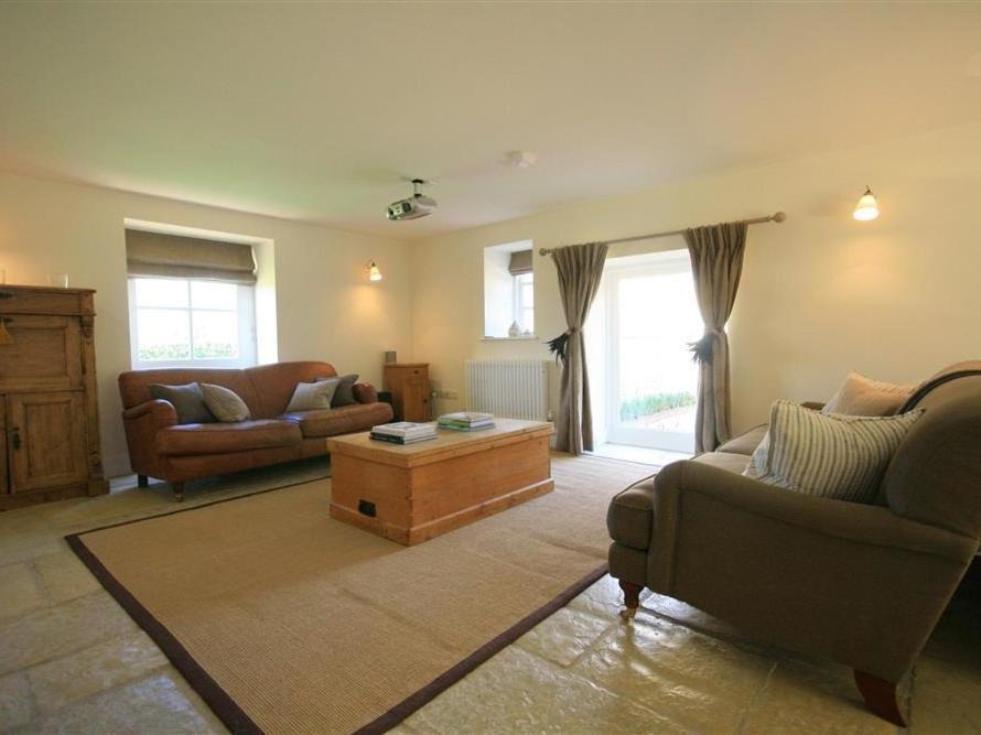 Photo of Livingroom in Moreton-in-Marsh