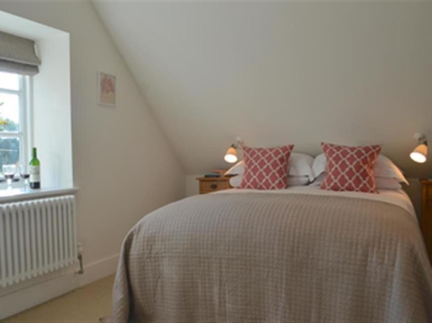Photo of Bedroom in Moreton-in-Marsh
