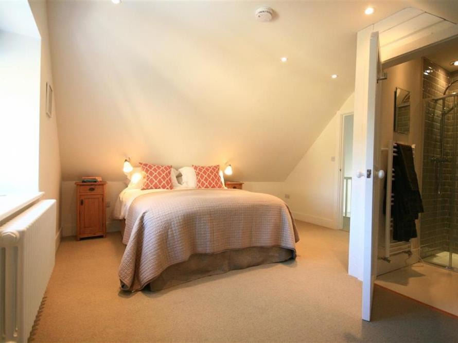 Photo of Bedroom in Moreton-in-Marsh