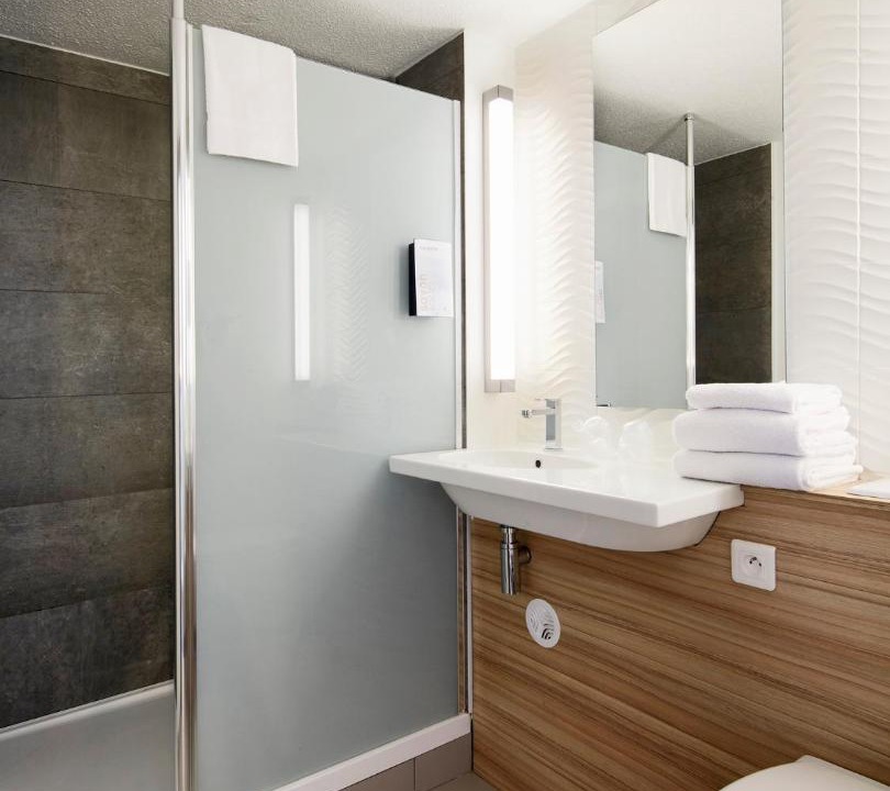 Photo of Bathroom in Arnage