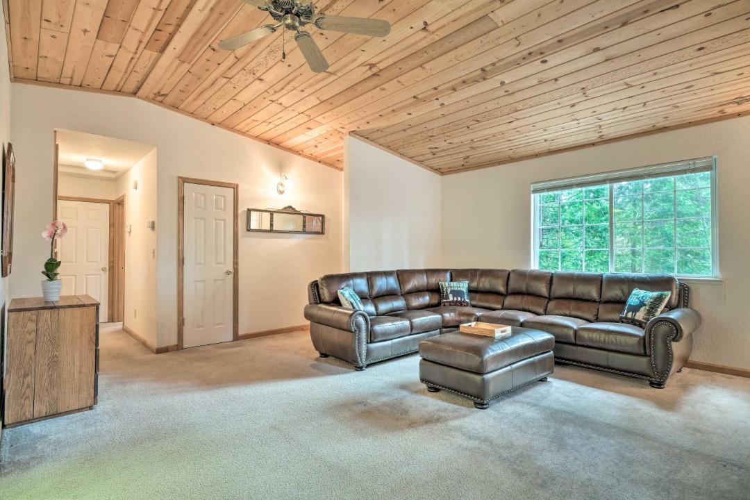 Photo of Others in Dorrington