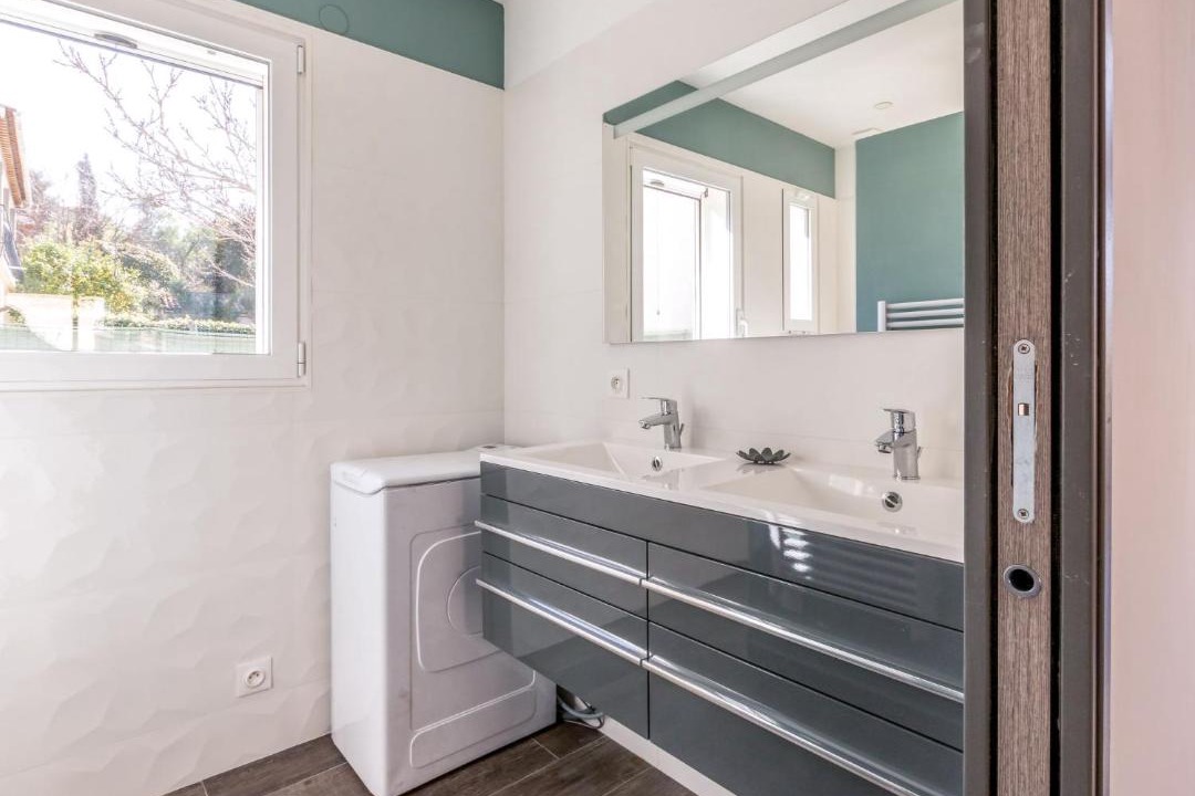 Photo of Bathroom in Le Mourillon