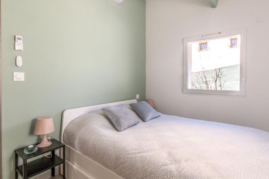 Photo of Bedroom in Le Mourillon