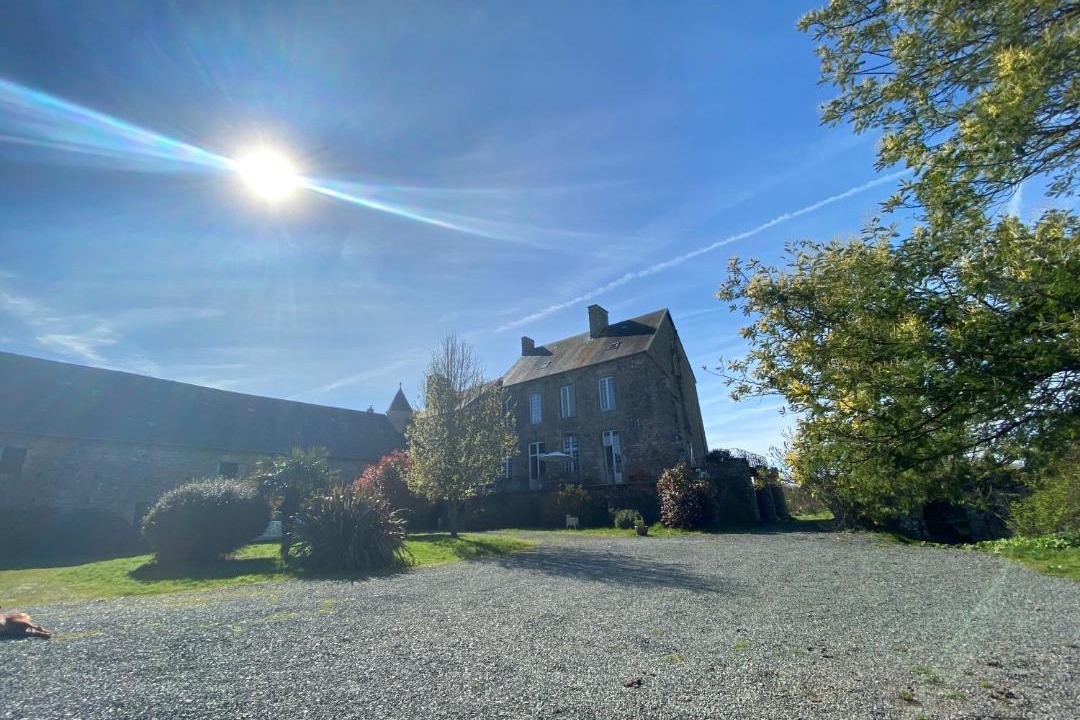 Photo of Buildings in Saint-Patrice-de-Claids