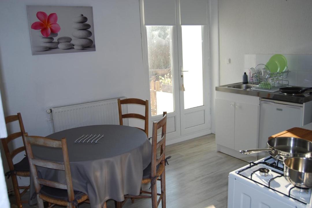 Photo of Kitchen in Bernadets-Debat