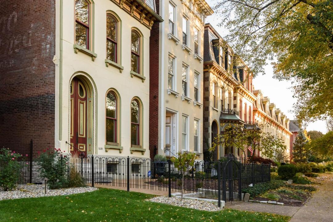 Photo of Buildings in Lafayette Square
