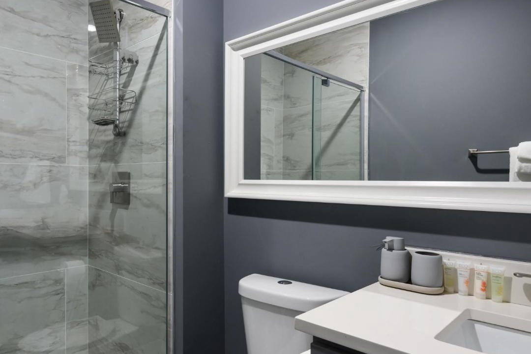 Photo of Bathroom in Lafayette Square